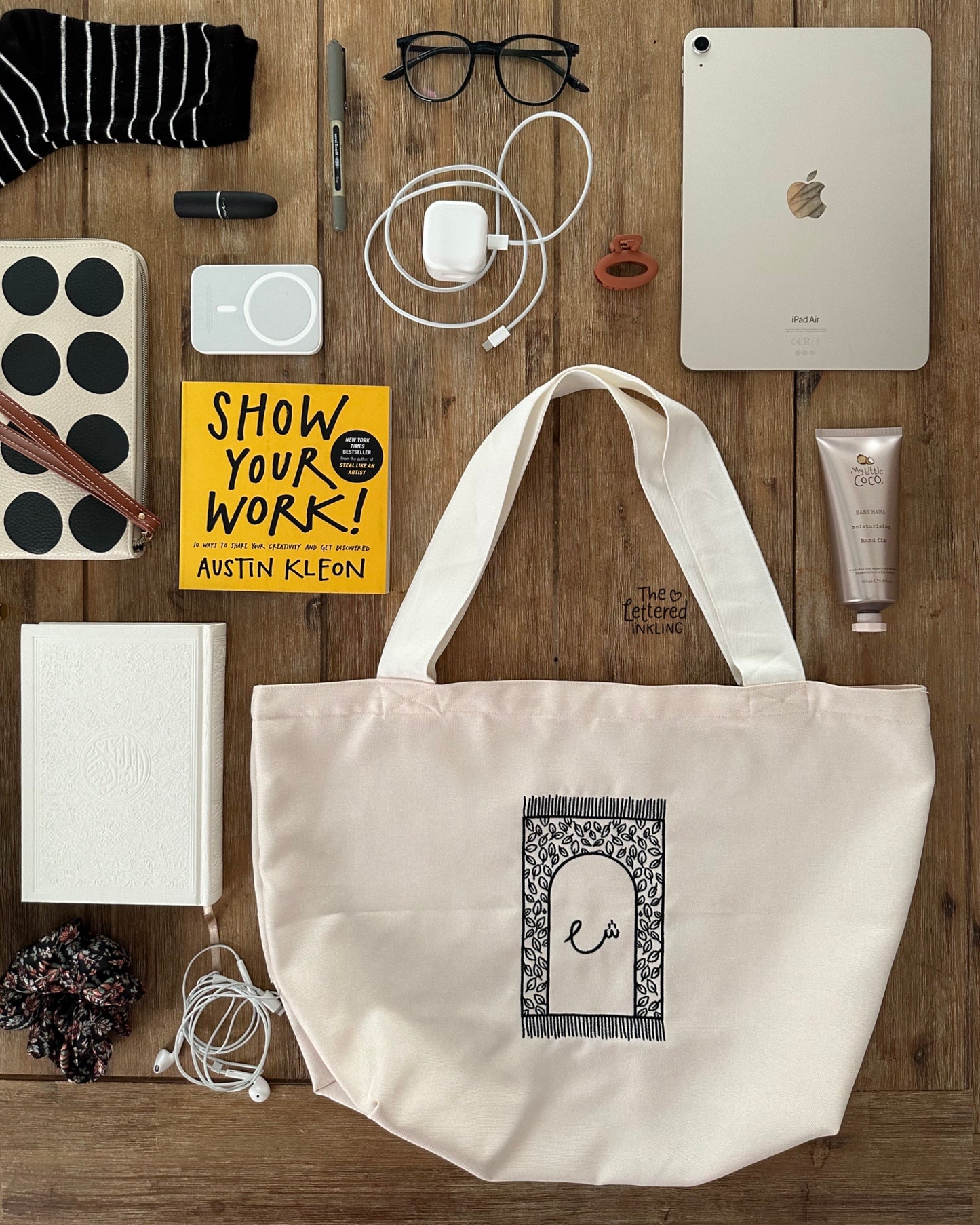 hand-embroidered-tote-bags-by-the-lettered-inkling-pre-order-3