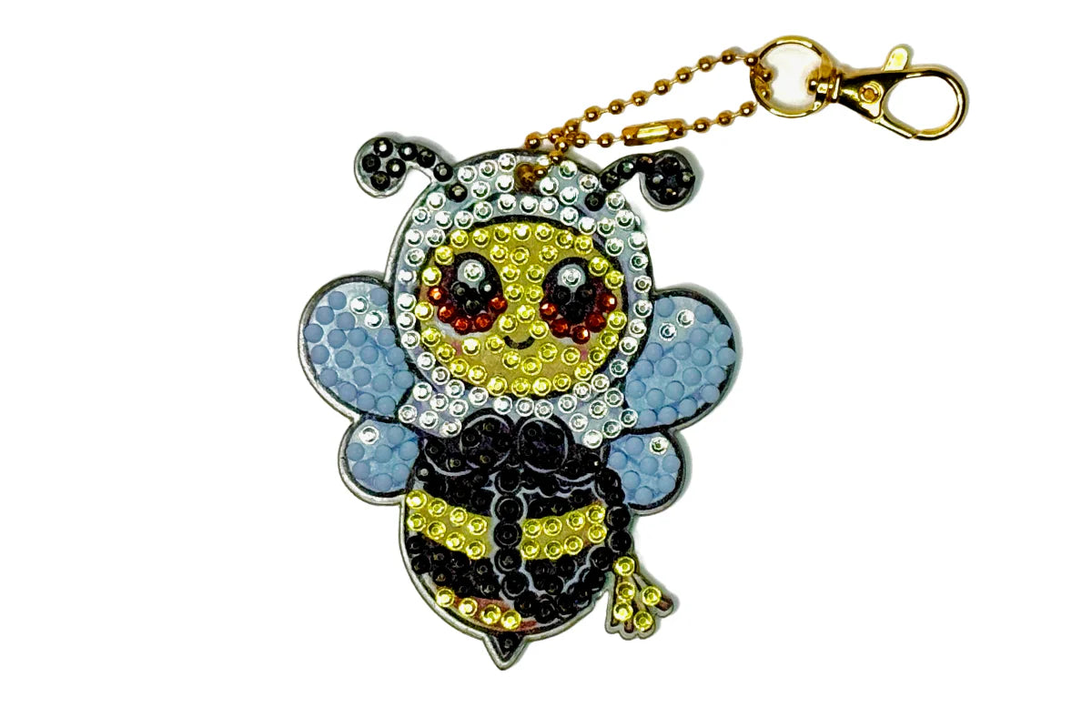 hija-bee-acrylic-keychain-diamond-art-kit-kandeely
