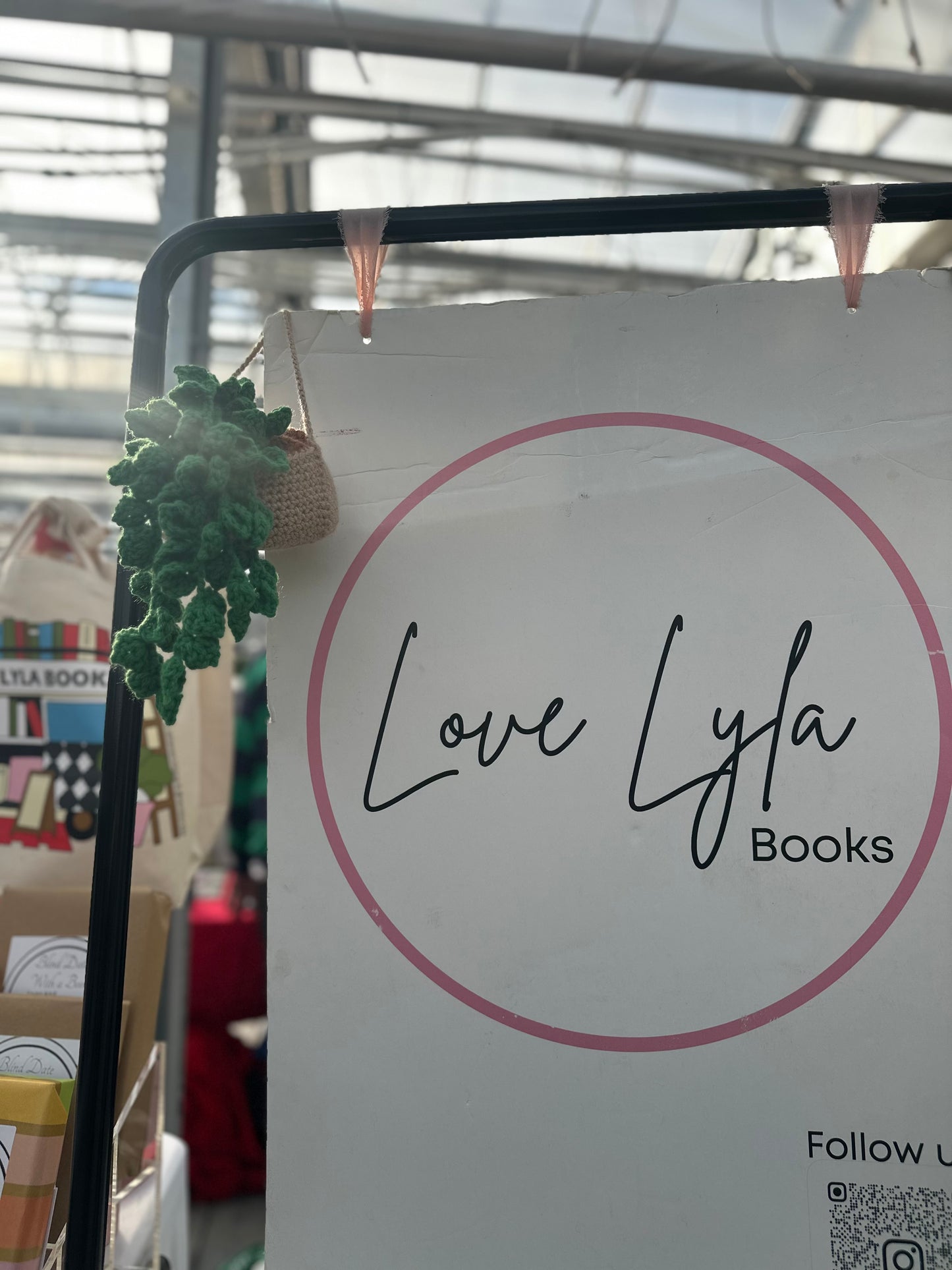 Hanging Plant (Crochet)