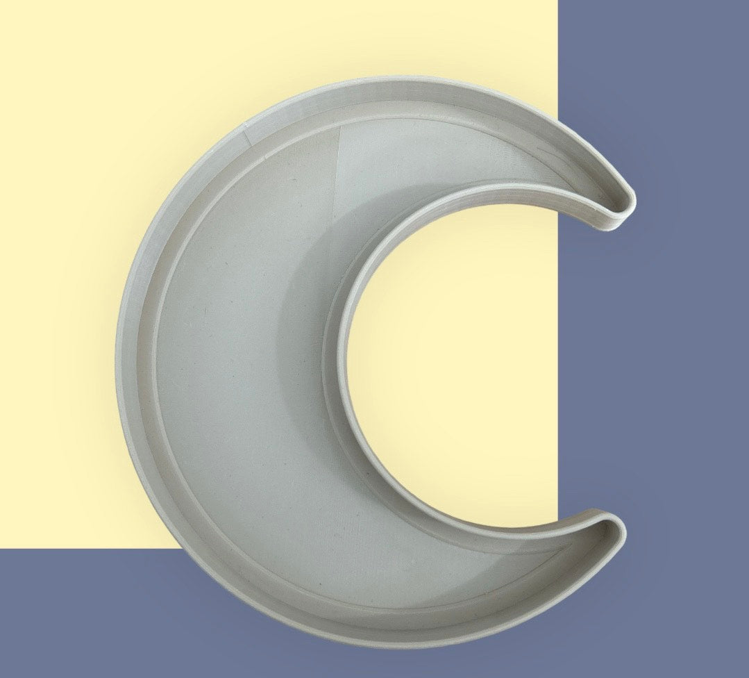 crescent-tray-2